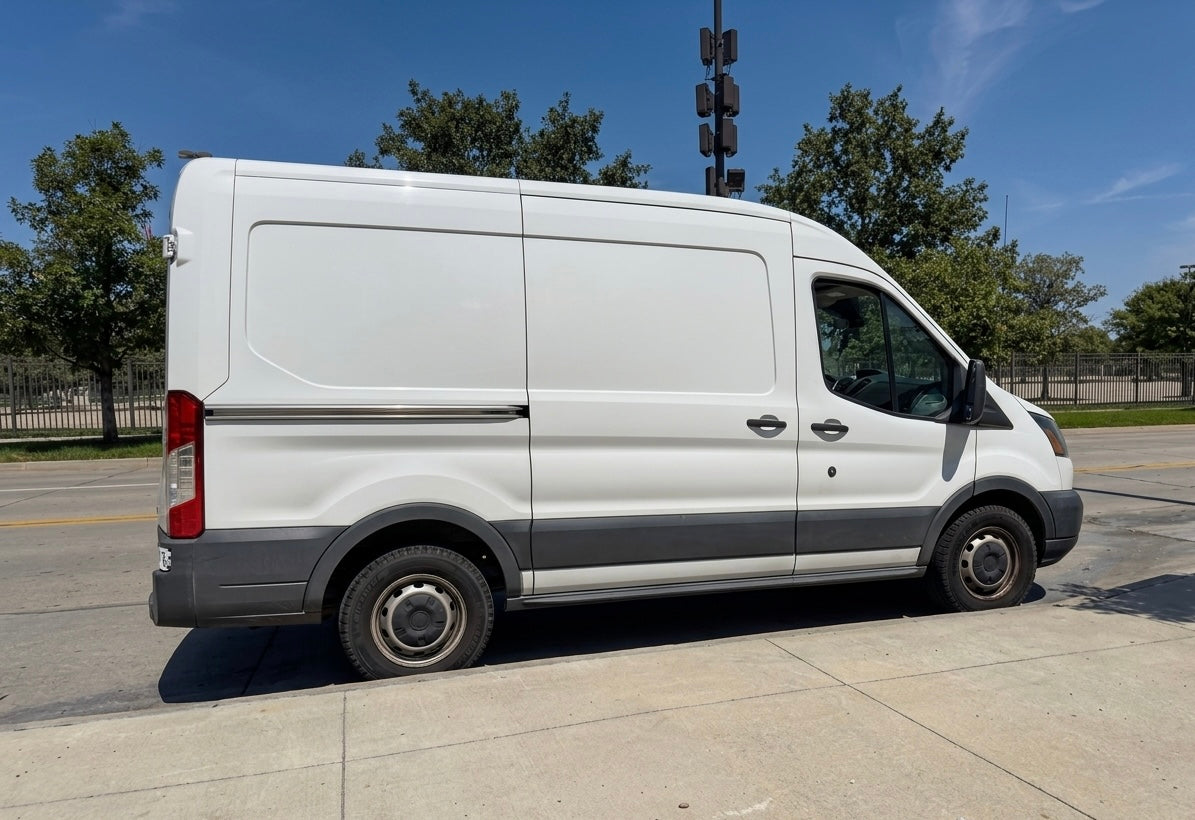 Blank Business van